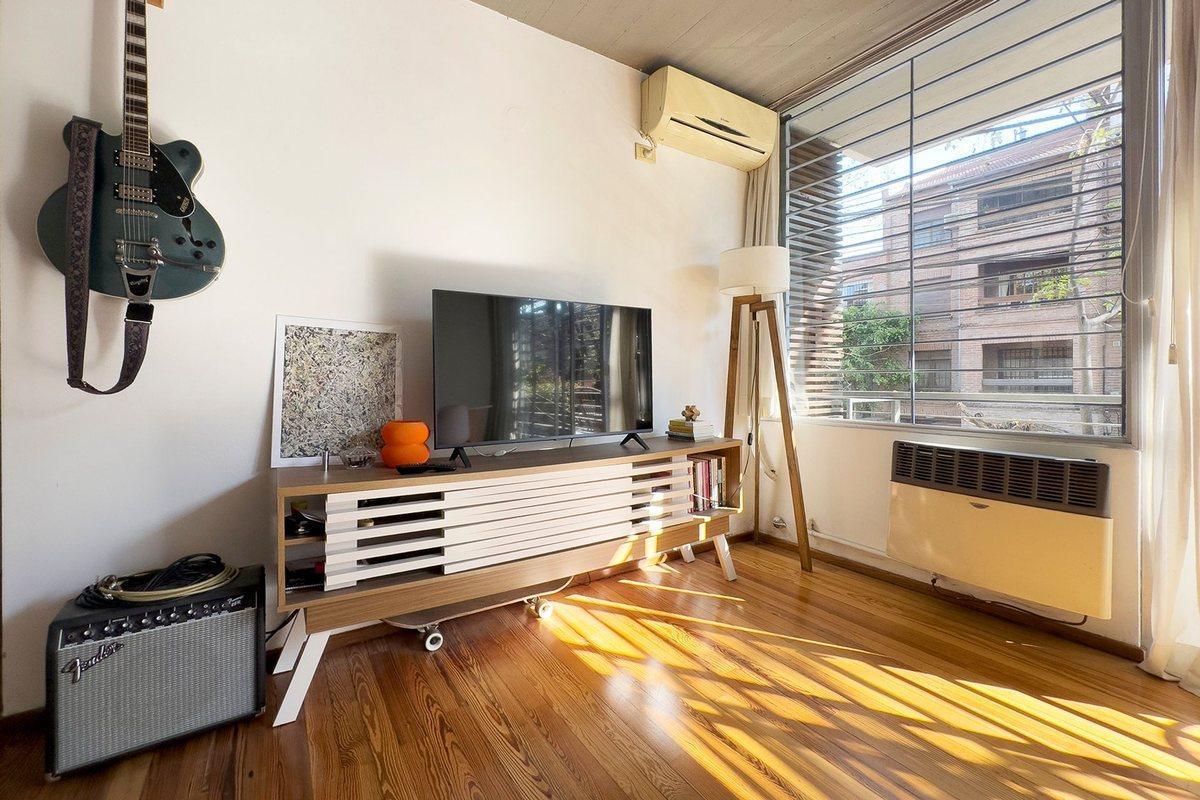 Foto de Venta - Depto 2 Amb c/Coch y Balcon - San Isidro, imagen 3