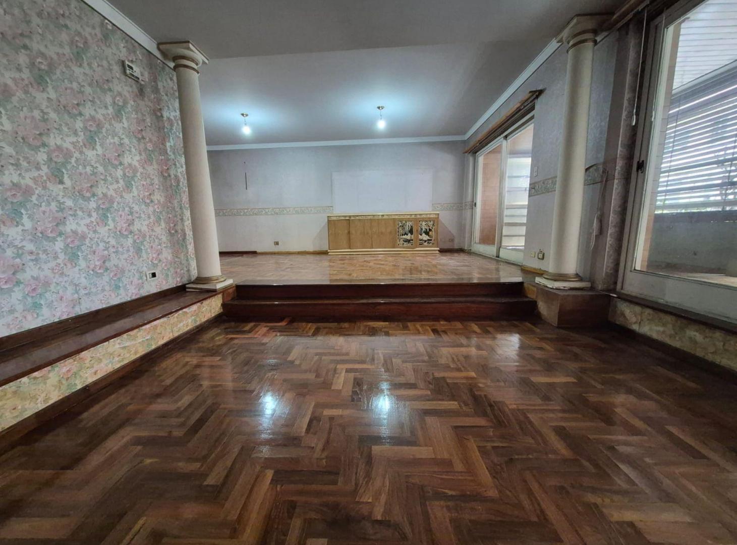 Foto de Venta departamento 4 amb, dep y cochera en Flores, imagen 3