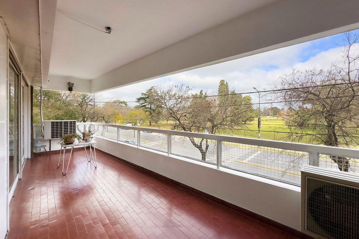 Foto de Venta dpto 5 Amb con vista Hipódromo + 2 cocheras, imagen 4