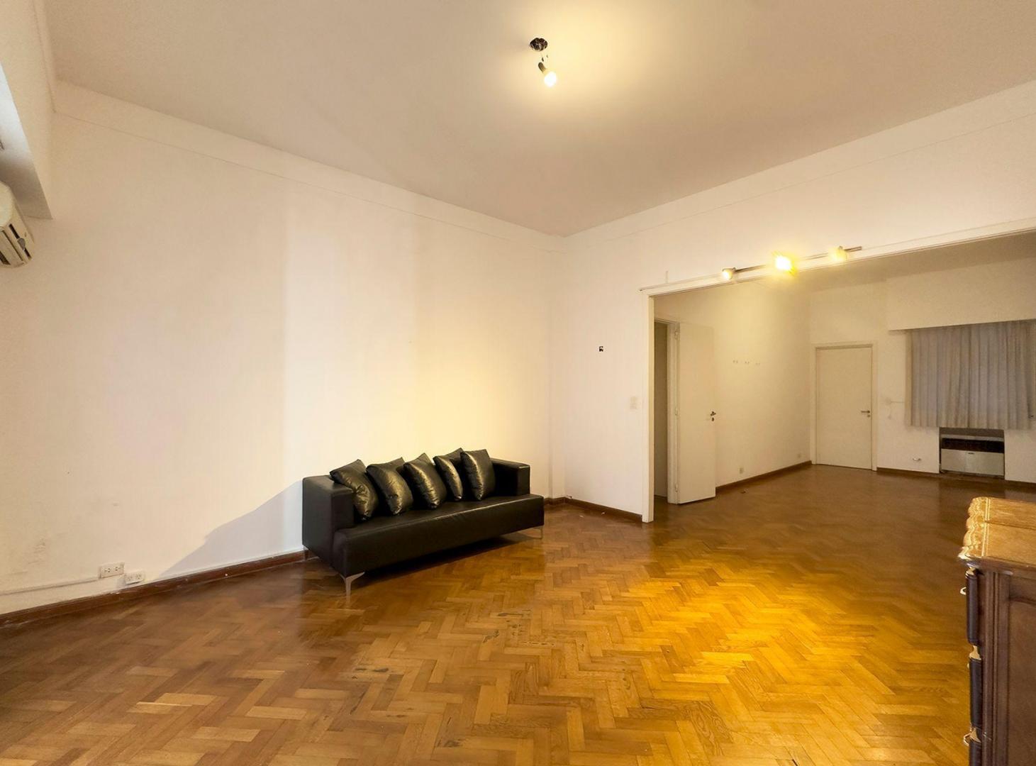 Foto de VENTA-DEPARTAMENTO 5 AMBIENTES 117 m²-RECOLETA, imagen 3