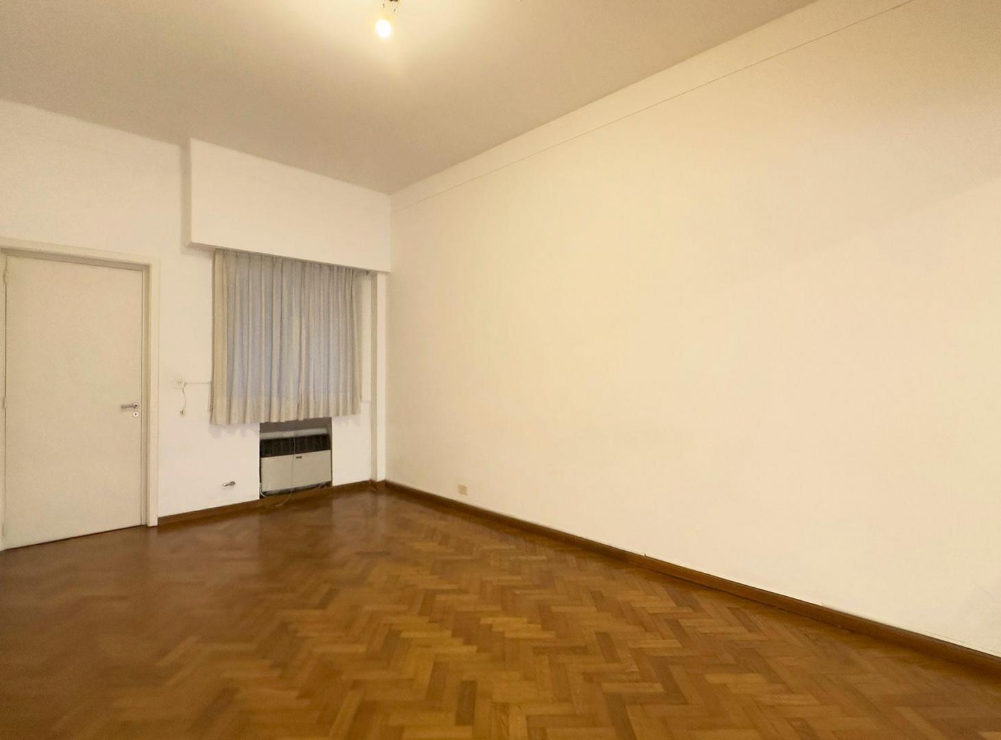 Foto de VENTA-DEPARTAMENTO 5 AMBIENTES 117 m²-RECOLETA, imagen 2