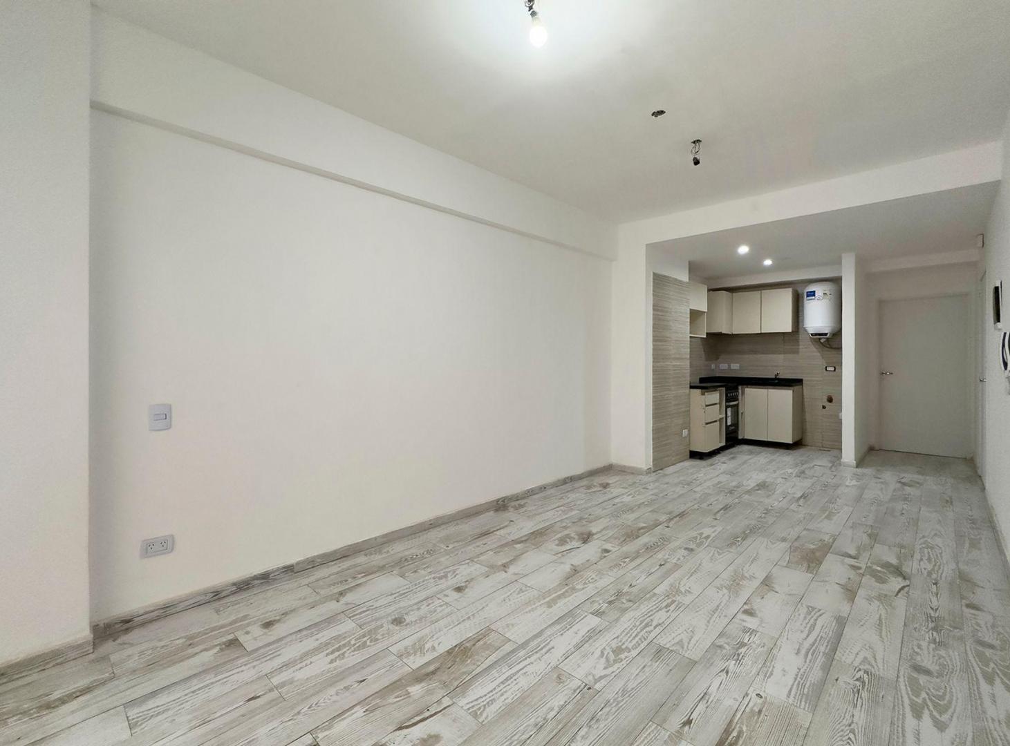Foto de Monoambiente divisible con Balcón – Balvanera, imagen 3