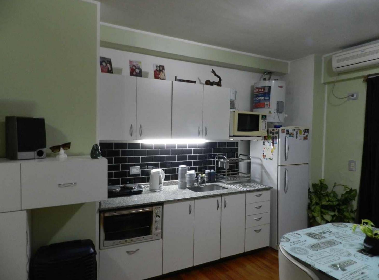 Foto de Monoambiente con amplio balcón y cochera al frente, imagen 4
