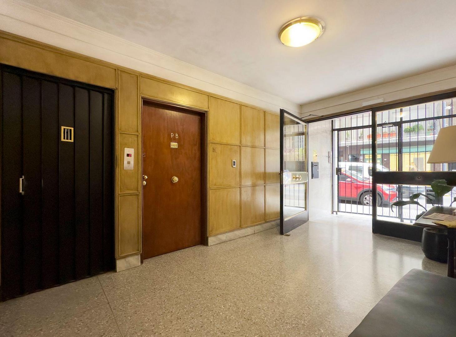 Foto de VENTA PISO 3 AMB EN UBICACION ESTRATEGICA DE RETIR, imagen 3