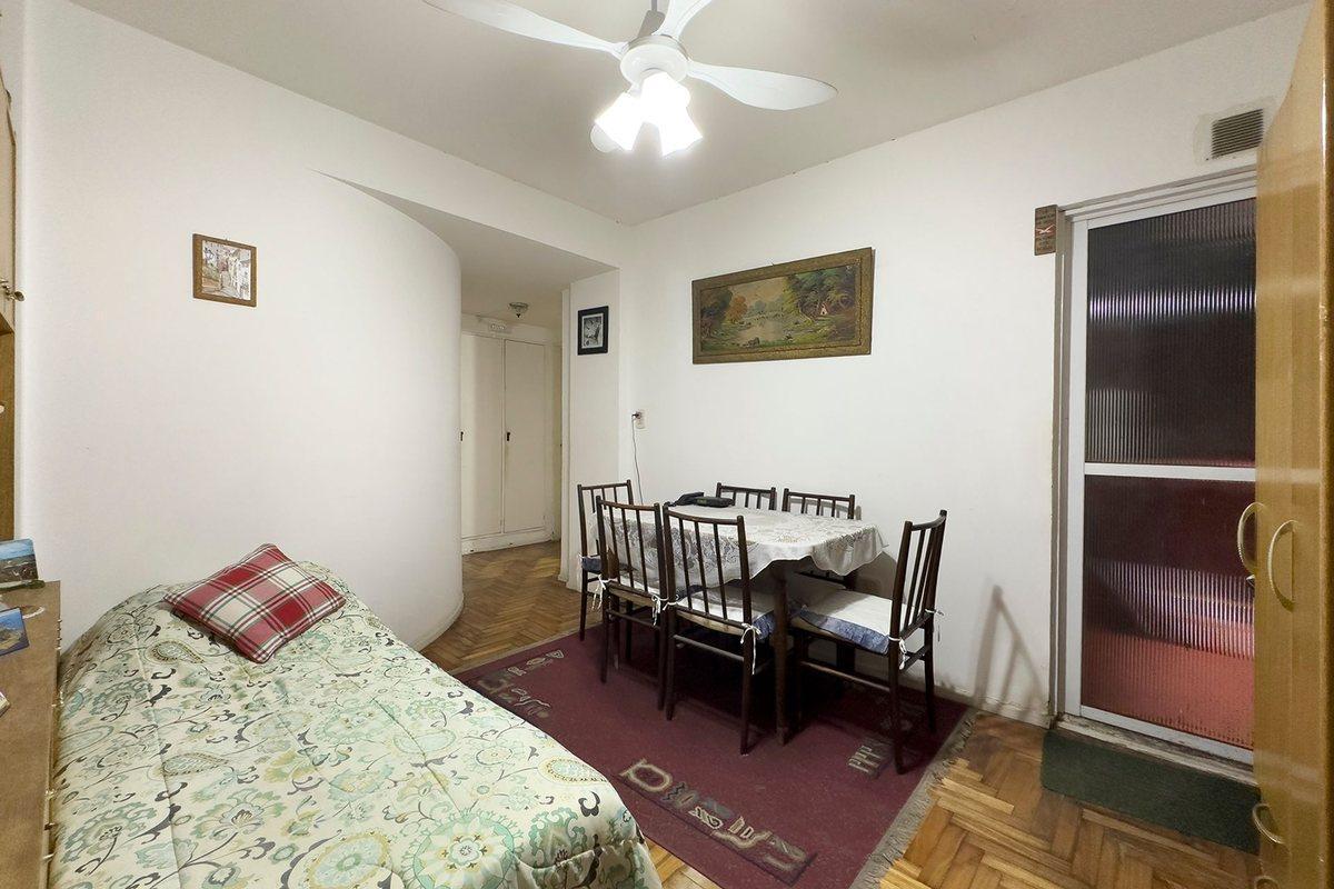 Foto de ALMAGRO VENTA 2 AMB C/PATIO A MTS AV CORRIENTES, imagen 5