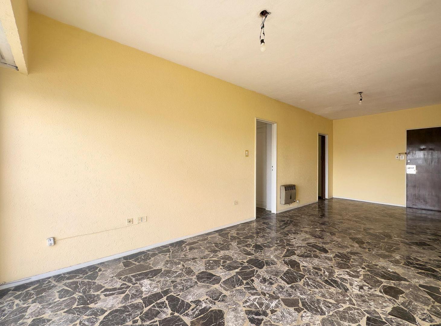 Foto de Venta Departamento 3 ambientes c/baulera Flores, imagen 4
