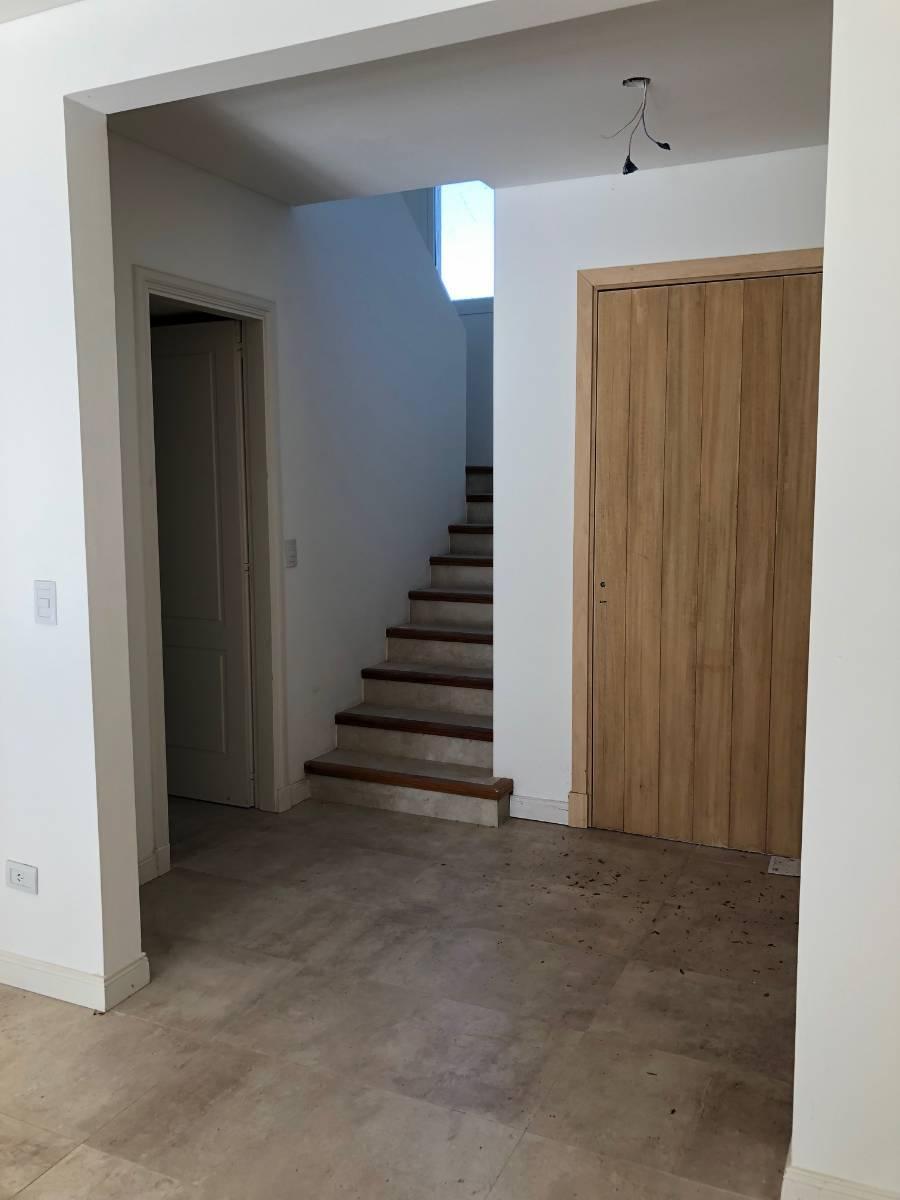 Excelente Casa | a Estrenar | en Venta | en Fincas de Hudson 1