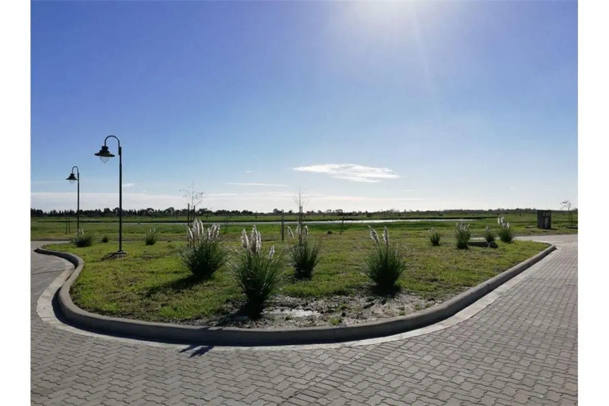 Lote | Venta | A la laguna | Villalobos | Pueblos del Plata 5
