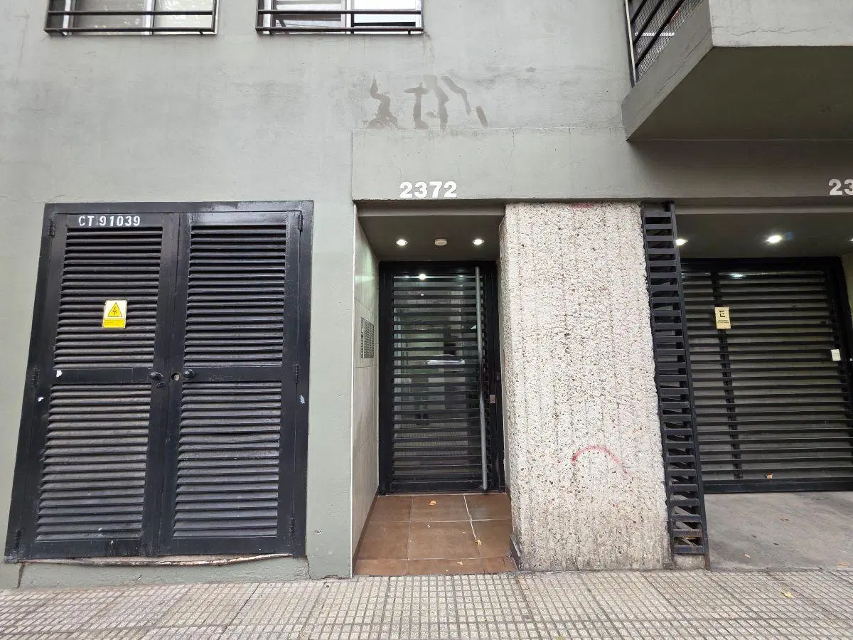 Venta Departamento 2 Ambientes Villa Crespo Amplio Luminoso Balcón con Vista Abierta 1