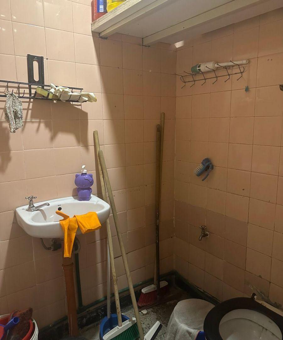 VENTA LOCAL VILLA GENERAL MITRE CON RENTA