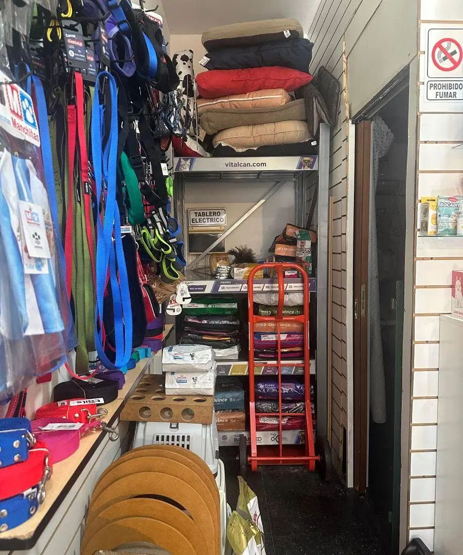 VENTA LOCAL VILLA GENERAL MITRE CON RENTA 3
