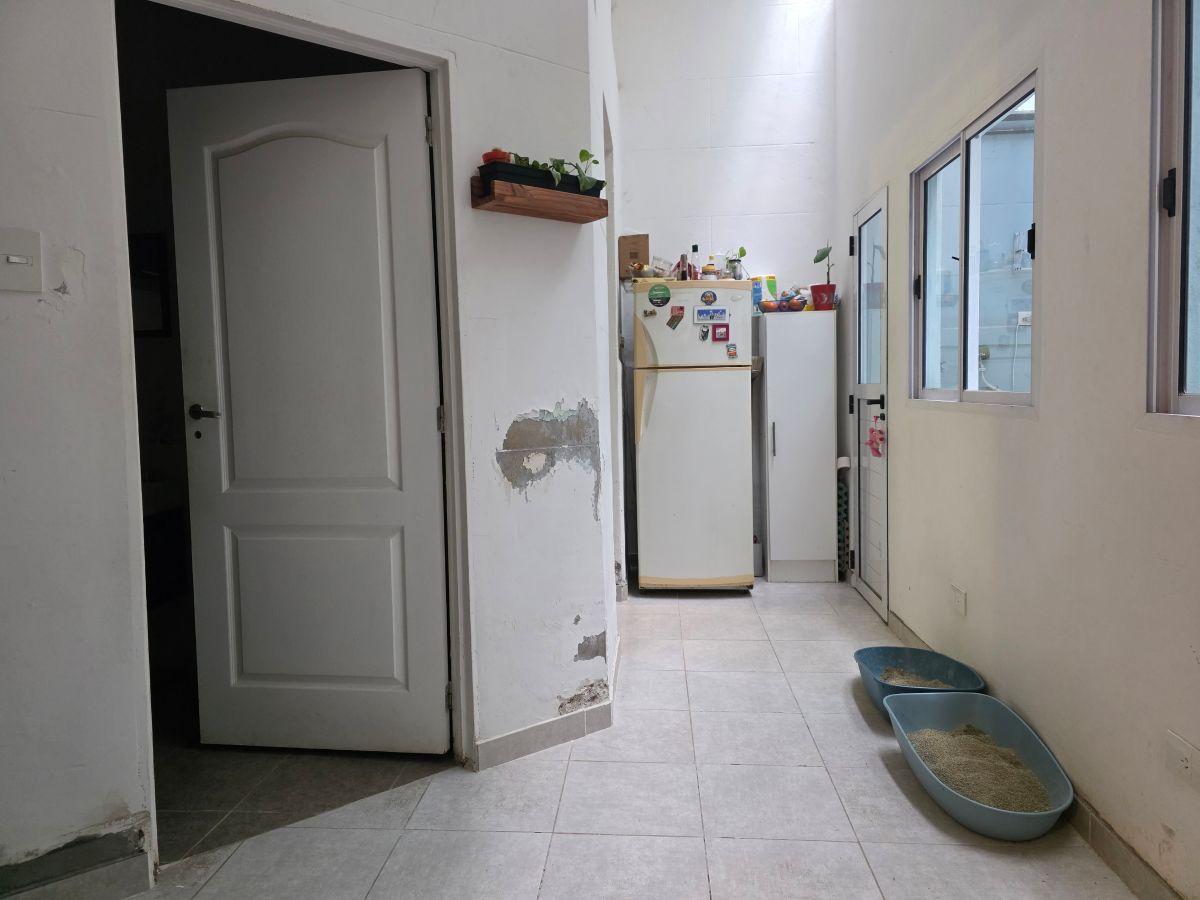 Foto de VENTA PH 2 AMBIENTES MAS ENTREPISO CON PATIO EN PALERMO BAJAS EXPENSAS, imagen 5