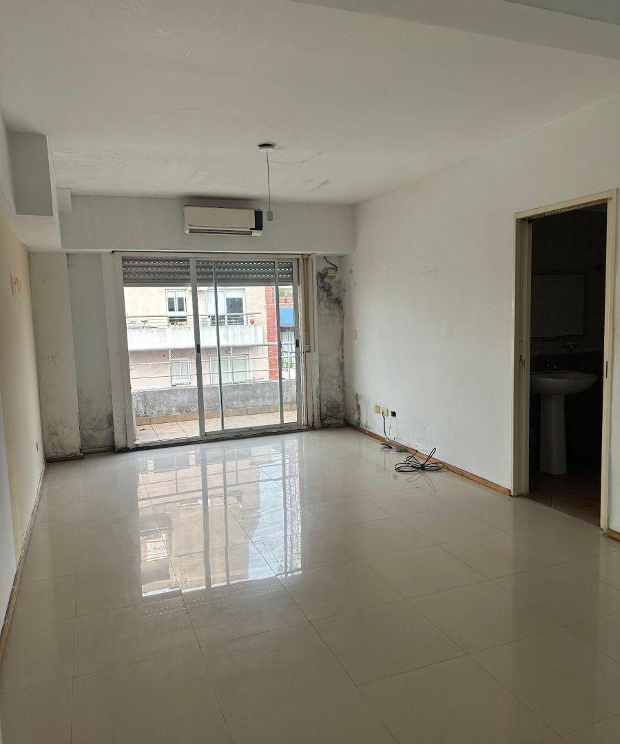 Foto de ALQUILER monoambiente al frente con balcón - apto profesional, imagen 5