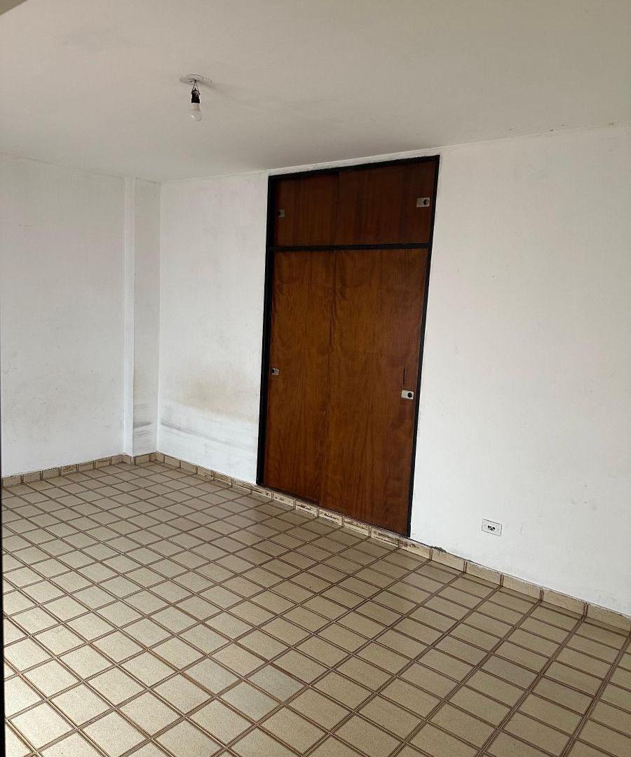 Foto de ALQUILER APTO PROFESIONAL - monoambiente con patio, imagen 4