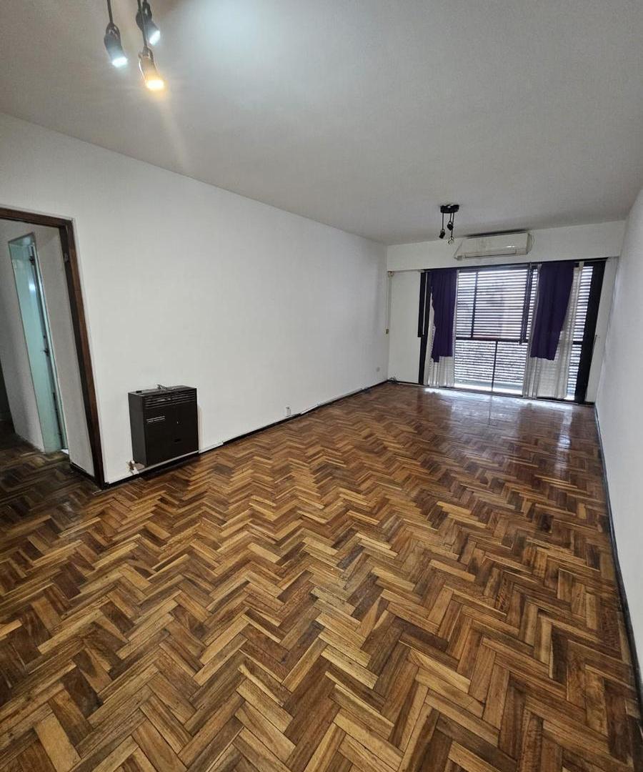 Foto de Departamento de 4 amb con dependencia., imagen 4