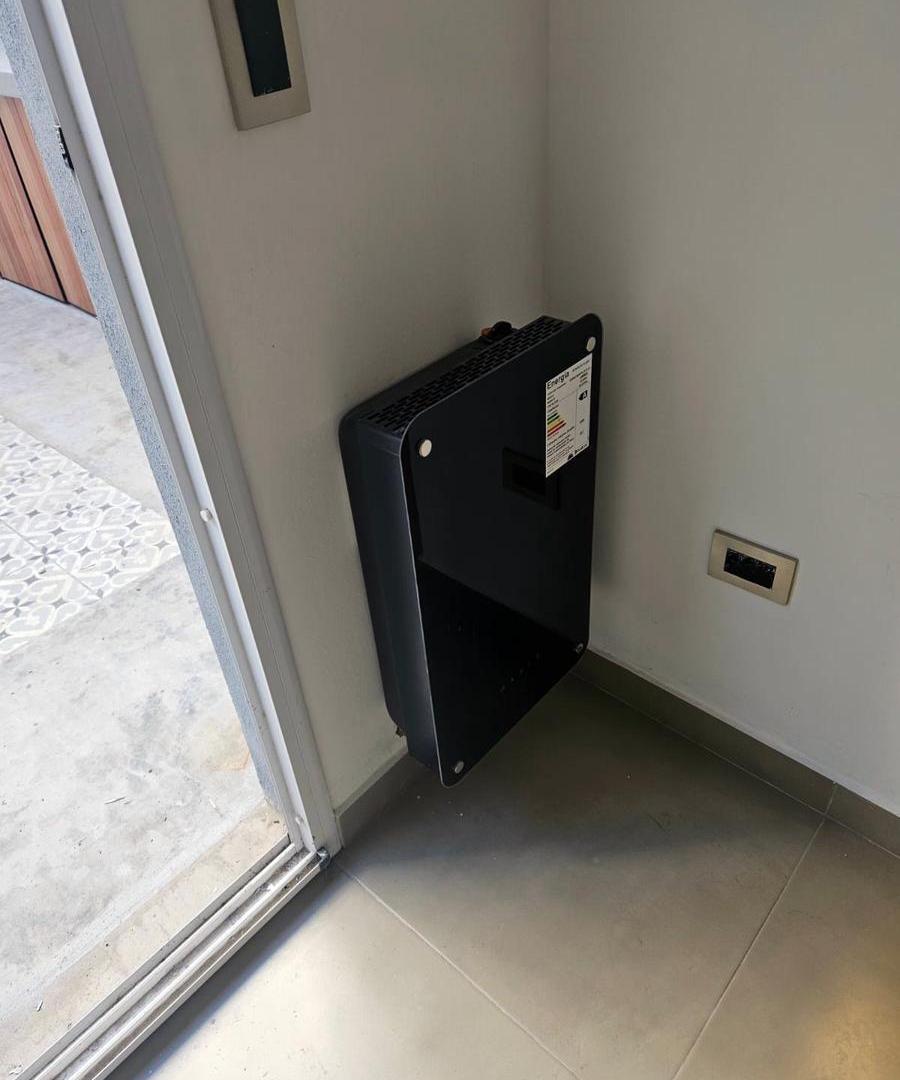 Foto de Hermos monoambiente con patio a estenar!!, imagen 1