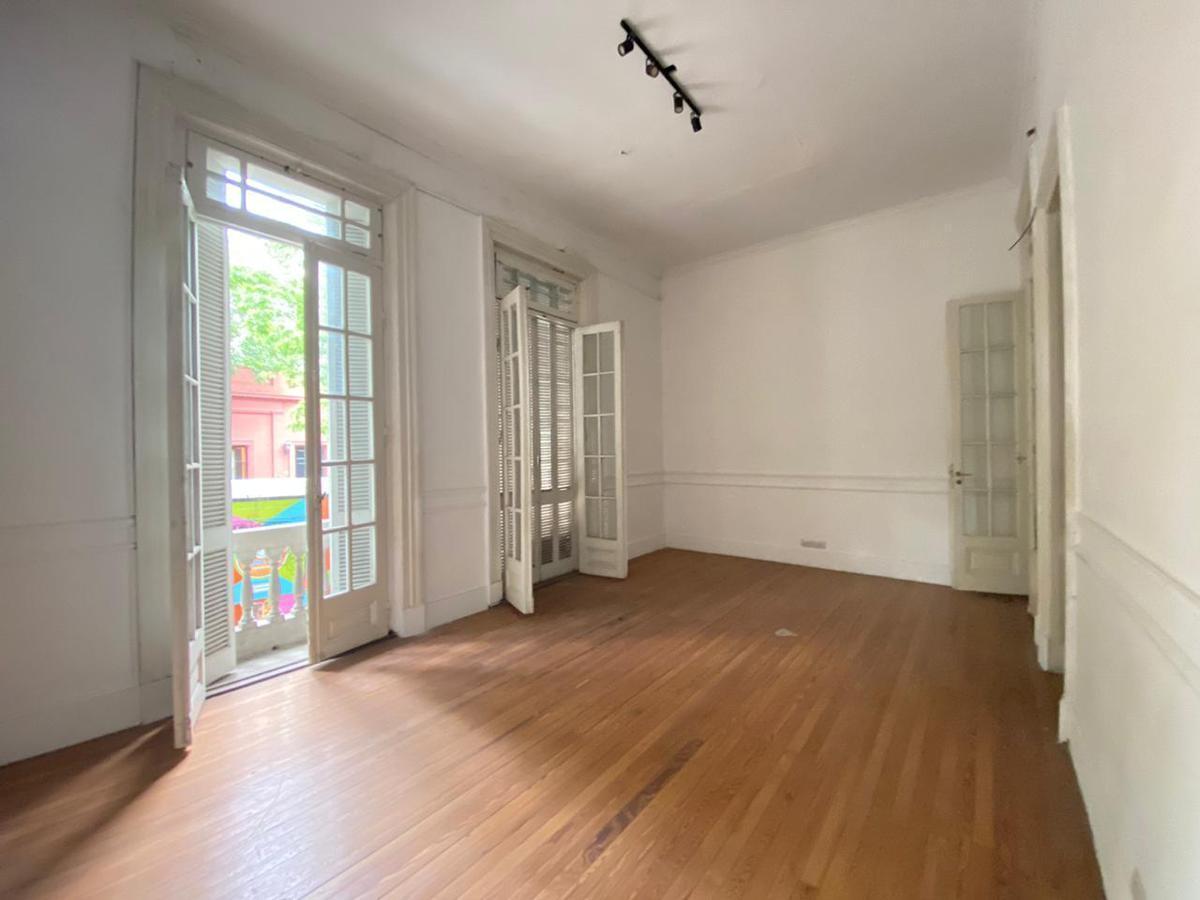 Petit Hotel en Palermo Viejo en Venta - Palacio Estilo Francés, Propiedad Única 2