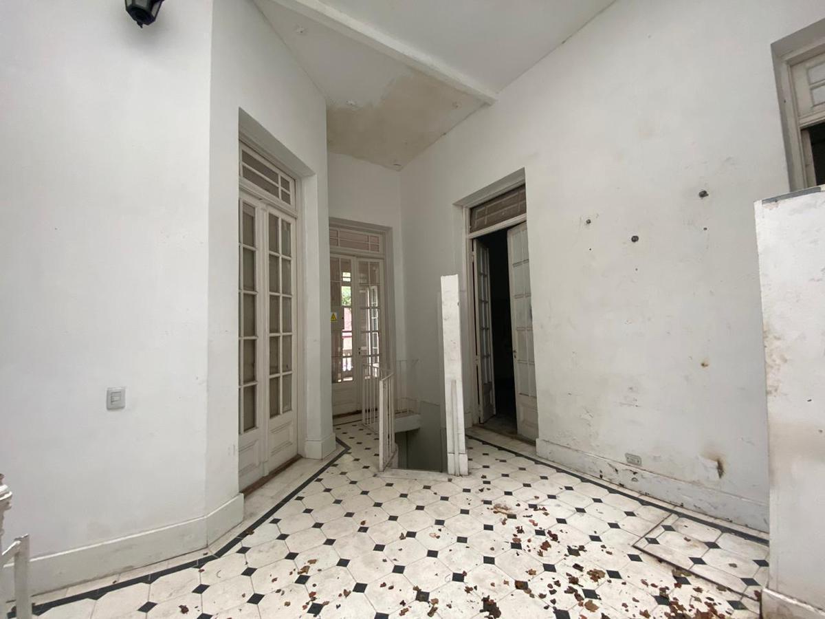 Petit Hotel en Palermo Viejo en Venta - Palacio Estilo Francés, Propiedad Única 3