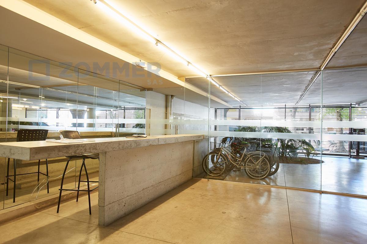 Oficina en Venta con Renta en Saavedra - Semipiso - Dos Cocheras Mas Baulera Doble 1