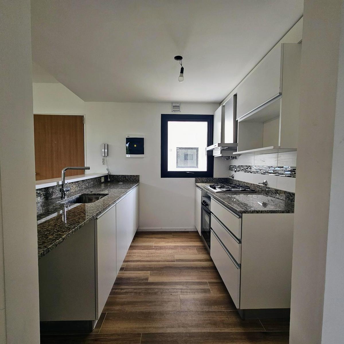 Depto 3 Ambientes en Venta en San Cristóbal - Terraza Comun y Parilla - Posibilidad Cochera 2