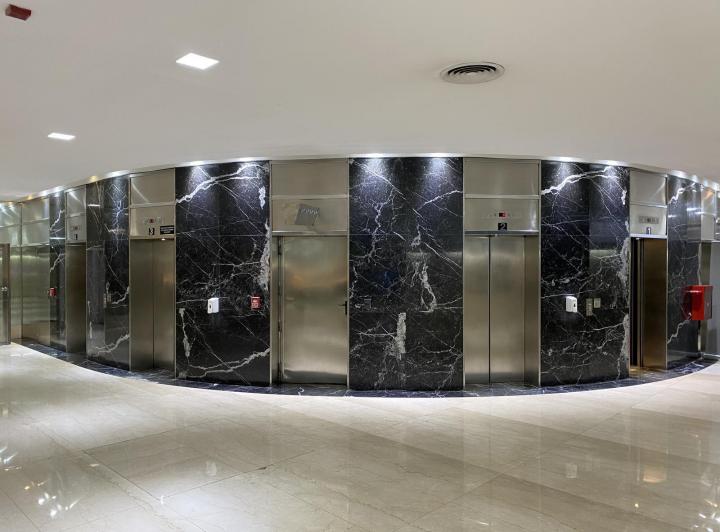 Alquiler Oficina -  Microcentro - Excelentes oficinas, 5 pisos y Duplex en  25 de Mayo y Lavalle 4