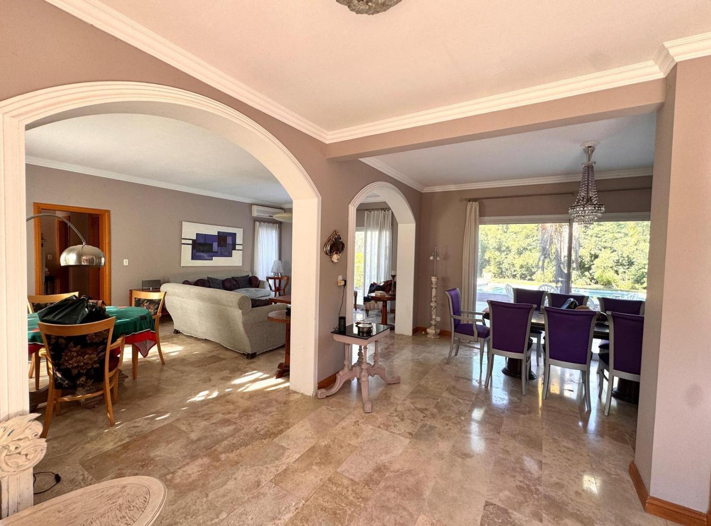 Foto de Venta Casa 5 Ambientes con Pileta en Country Club Los Cardales | Apto, imagen 2
