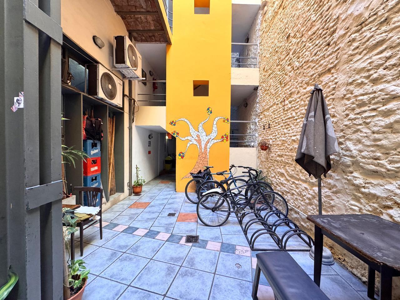 Foto de VENTA Hostel y Restaurant- En zona turistica de San Telmo, imagen 1