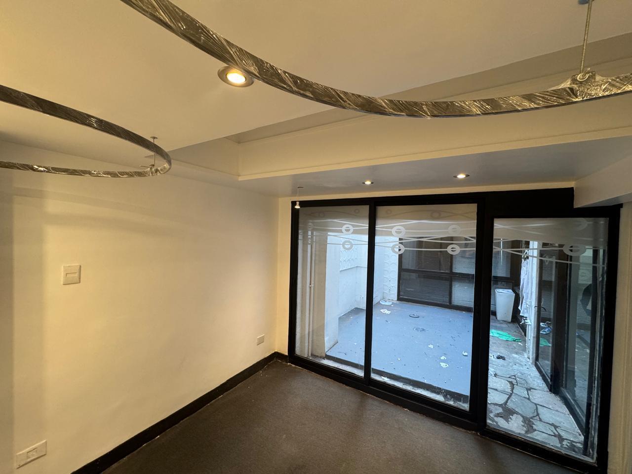 Foto de Venta | Departamento 7 Ambientes en Planta Baja con DOBLE PATIO | 160, imagen 2