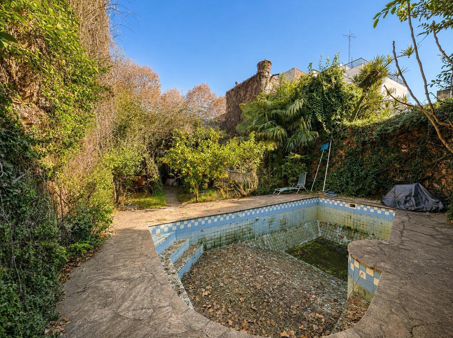 Foto de En Venta | Importante Casa de 6 ambientes con Gran Jardín y Piscina en, imagen 1