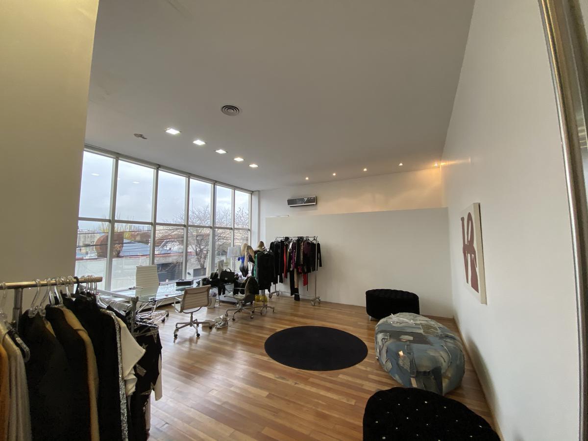 Foto de Edificio Comercial en Venta o Alquiler | 1290 m² | Doble Lote en Av, imagen 5