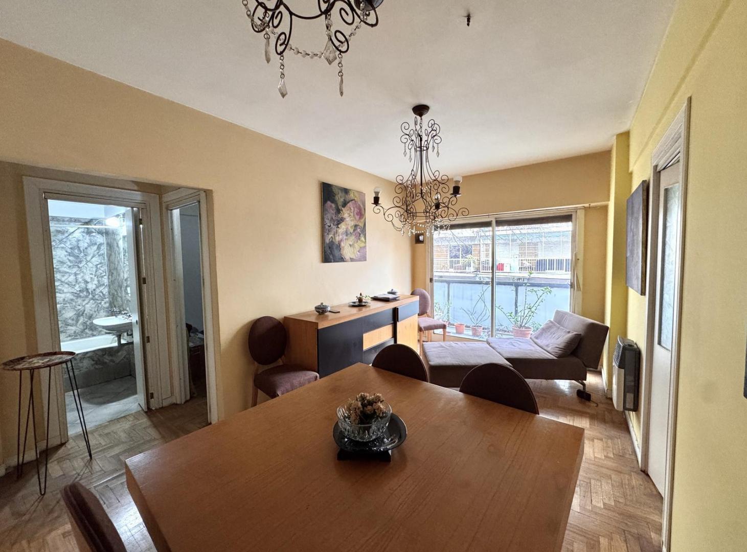 Foto de EN VENTA Departamento 2 ambientes con balcon al frente corrido en, imagen 4