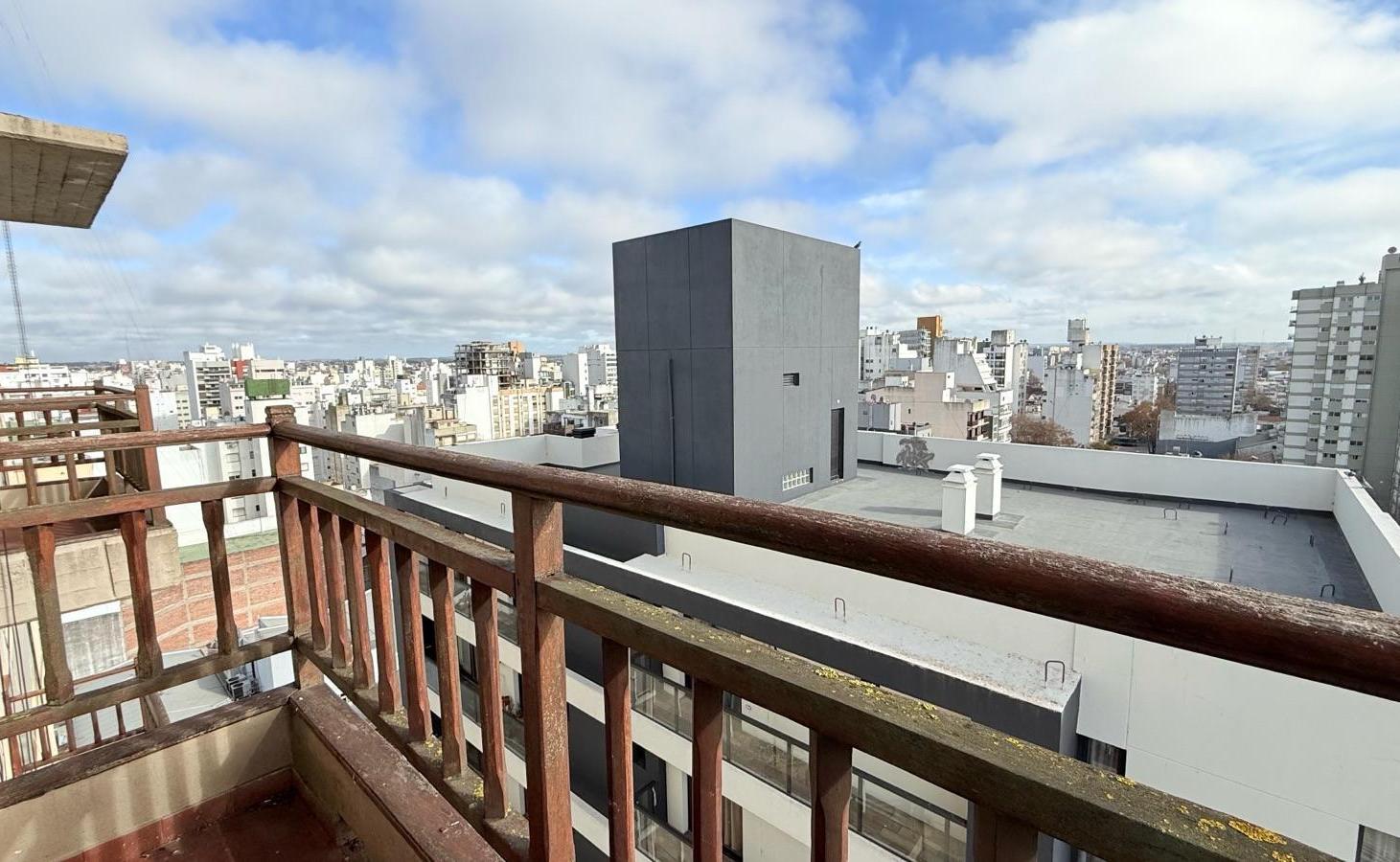 Foto de 4 AMBIENTES A REFACCIONAR | PISO ALTO AL FRENTE | BALCÓN | VISTA, imagen 3