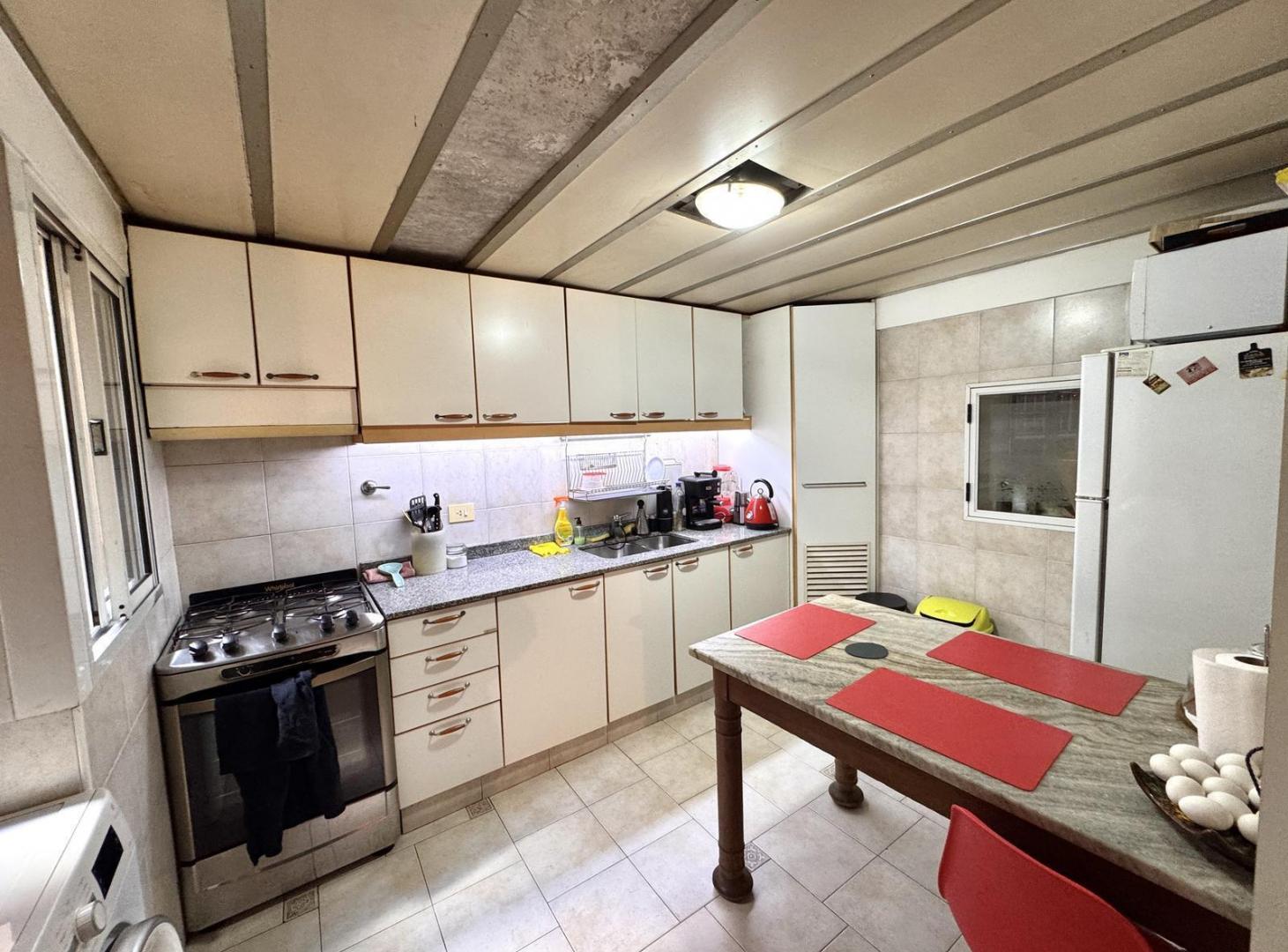 Foto de ALQUILER OFICINA EN SEMIPISO PALERMO- estilo Francés 5 ambientes en, imagen 3