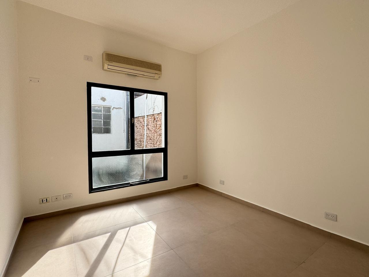 Foto de OFICINA Alquiler PH - Duplex - Gran terraza - Sin expensas - Apto, imagen 2