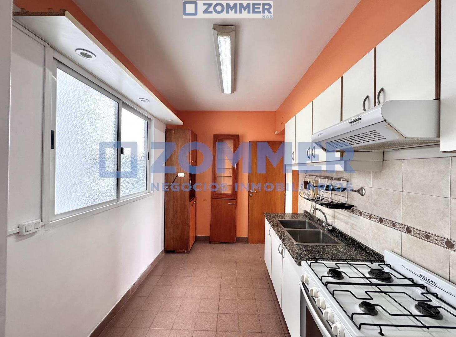 Foto de VENTA DEPARTAMENTO 2 AMBIENTES CON COCHERA, PILETA en CHACARITA |, imagen 5