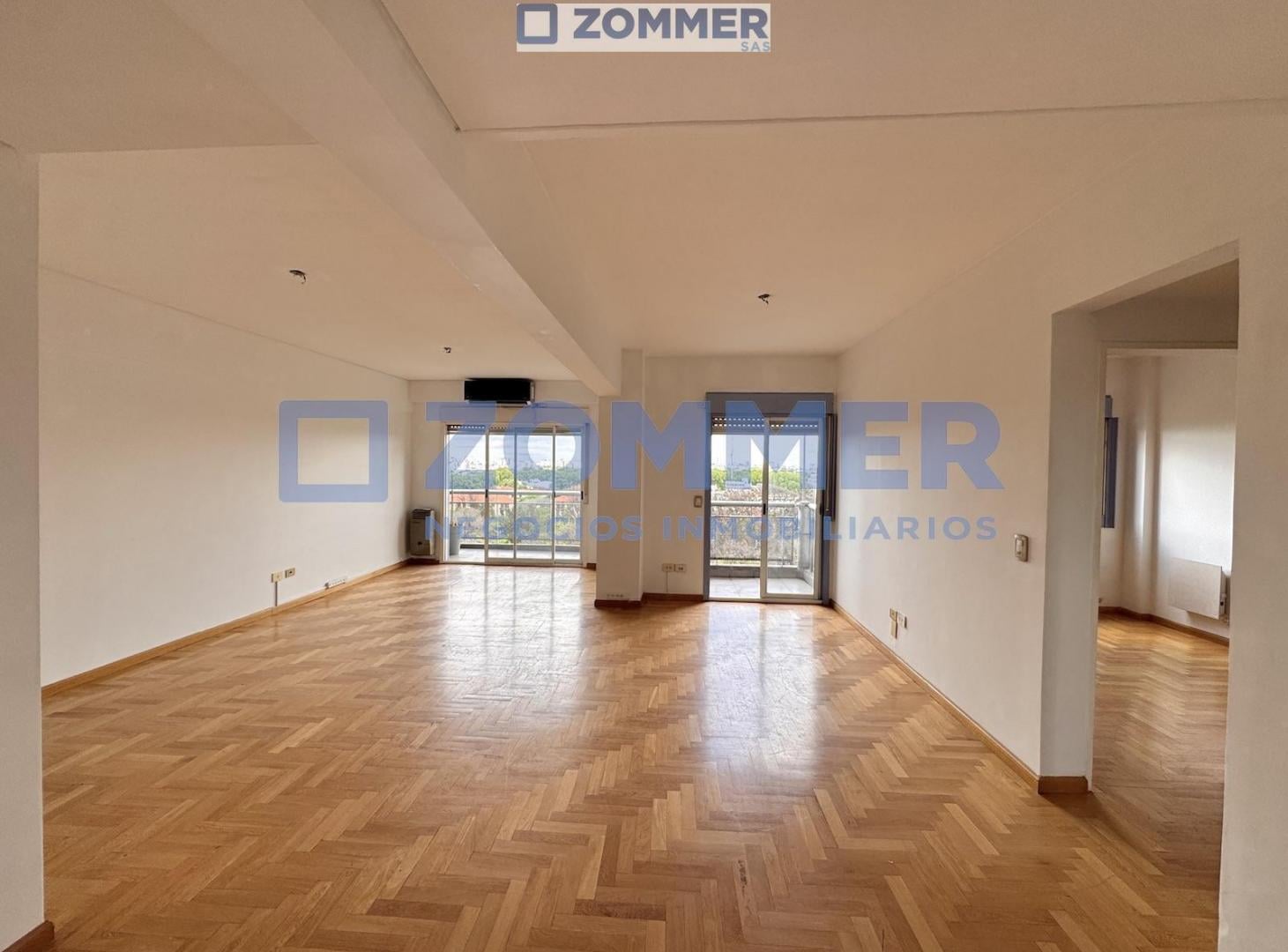 Foto de VENTA DEPARTAMENTO 2 AMBIENTES CON COCHERA, PILETA en CHACARITA |, imagen 4