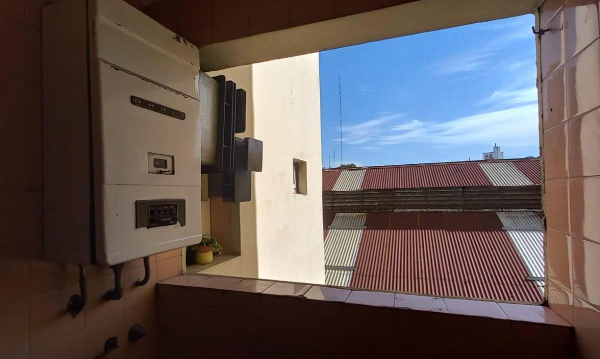 Venta Depto 3 Ambientes Barracas - Luminoso - a Refaccionar 4
