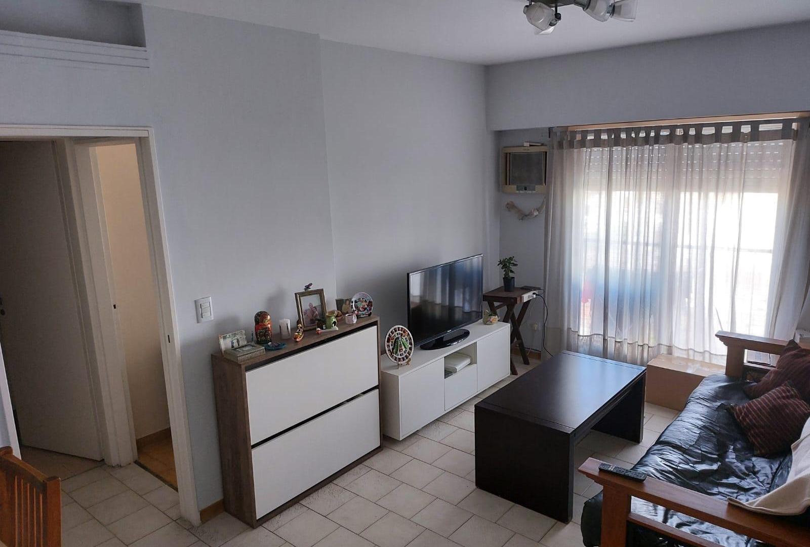 Foto de VENTA (APTO CRÉDITO) 2 AMBIENTES CON COCHERA Y BALCON, imagen 2