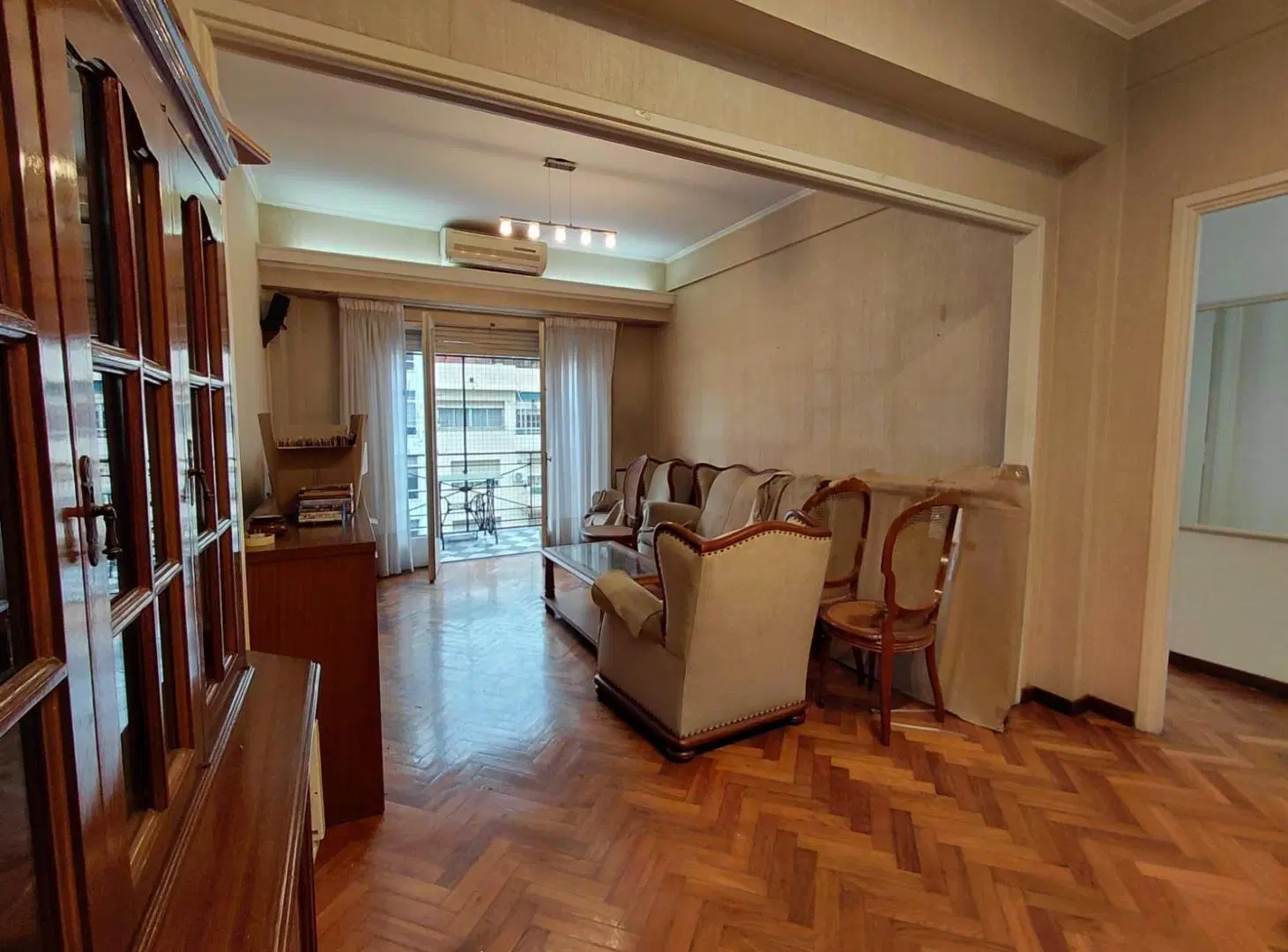 VENTA DEPARTAMENTO 3 AMBIENTES CON BALCON MONSERRAT 2