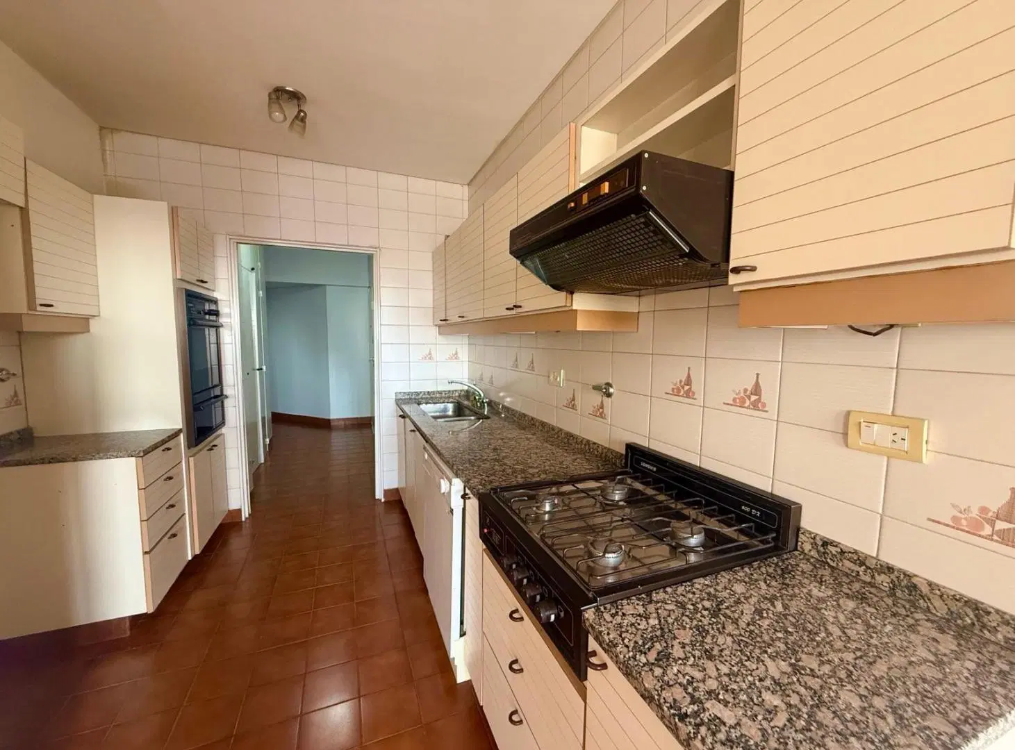 Departamento 4 ambientes con cochera 3