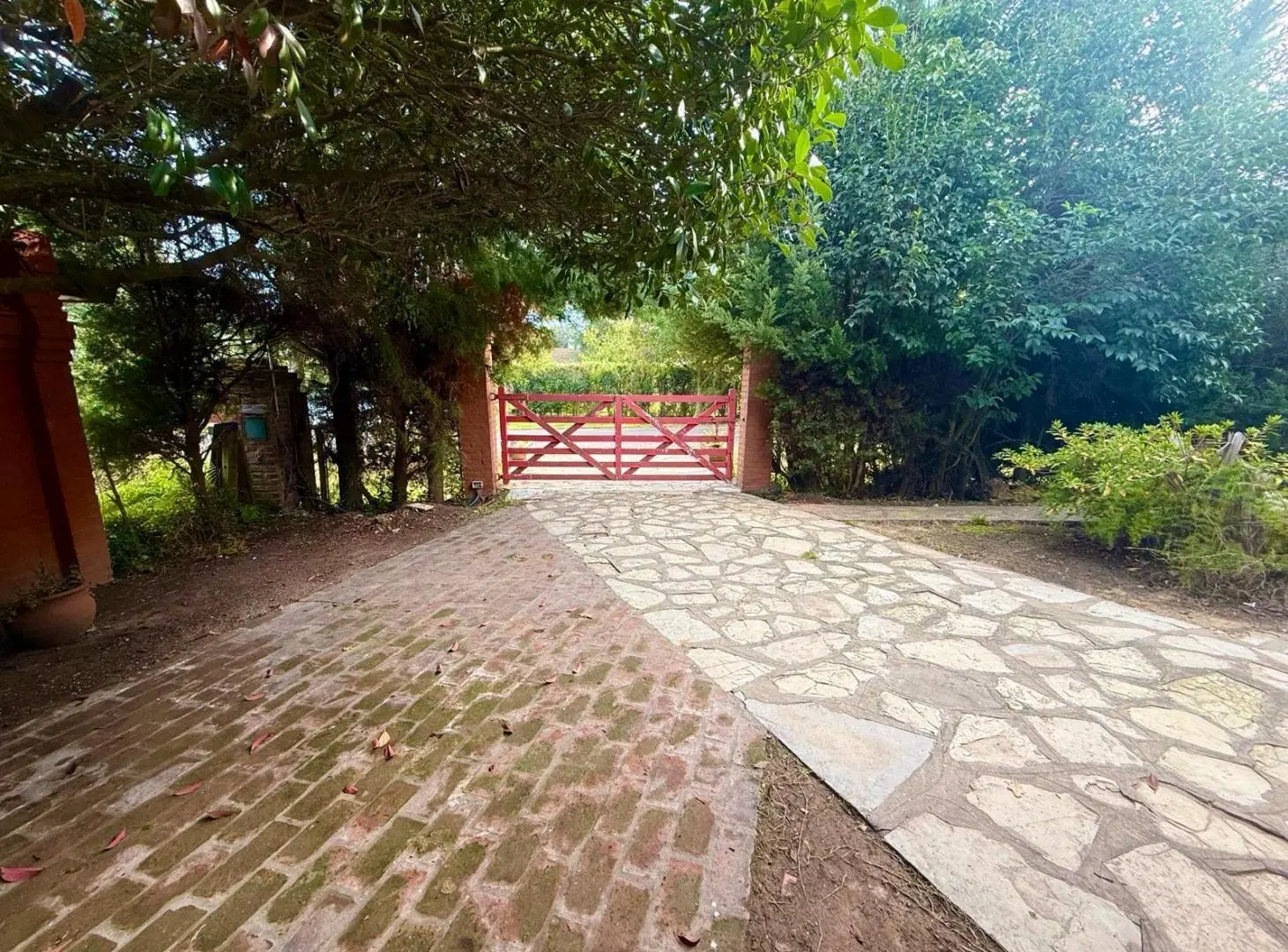 CASA EN ALQUILER en Canning (E. Echeverria) 2