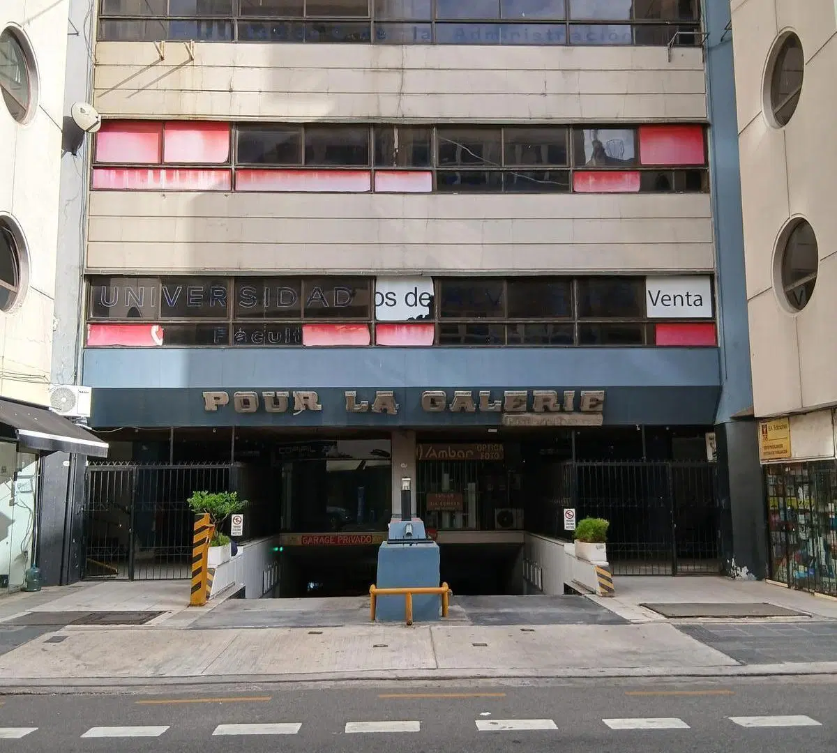 Cochera en Recoleta 2