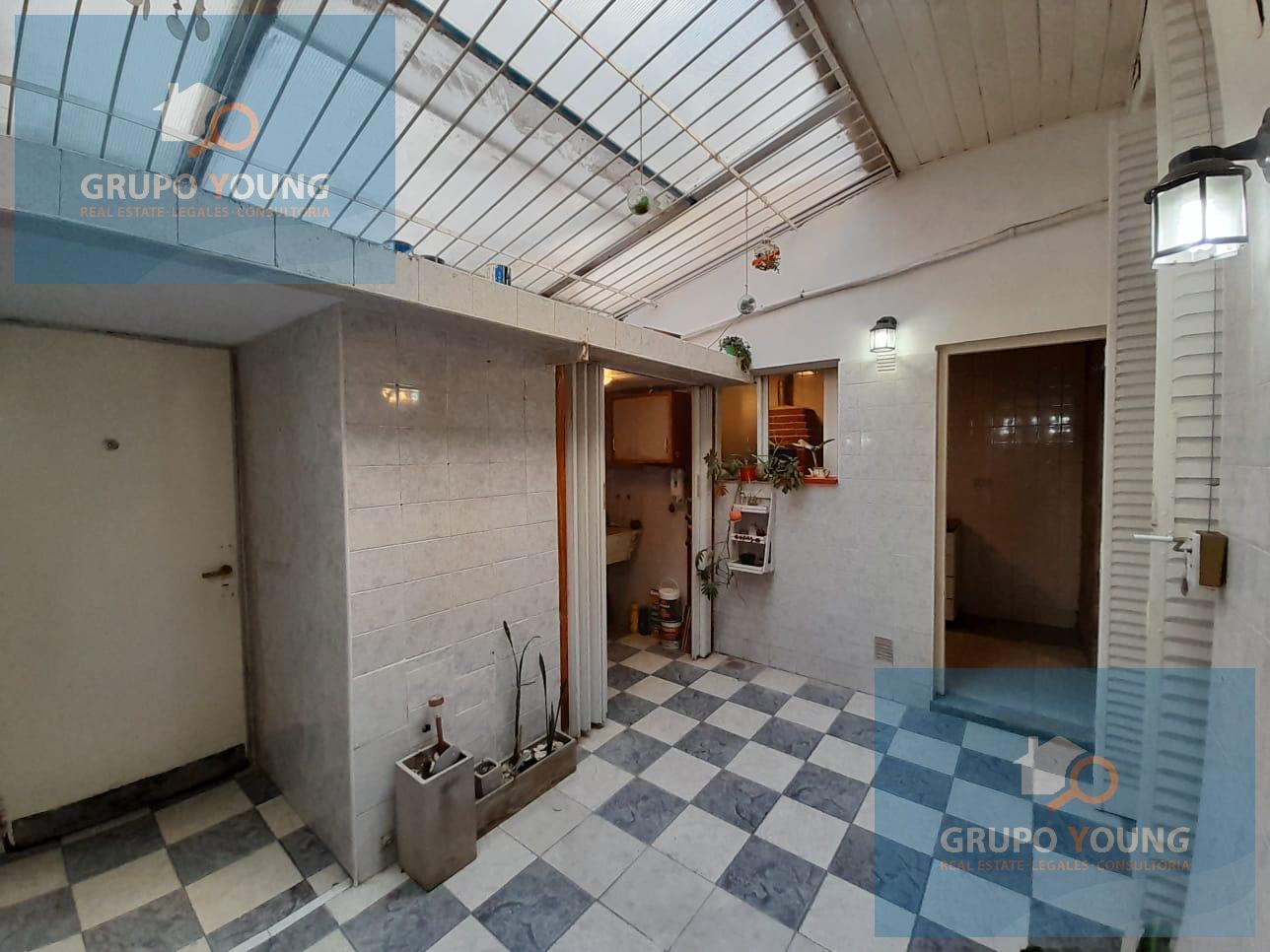 Foto de ATENCION NUEVO PRECIO - VENTA PH ALMAGRO SIN EXPENSAS, imagen 2