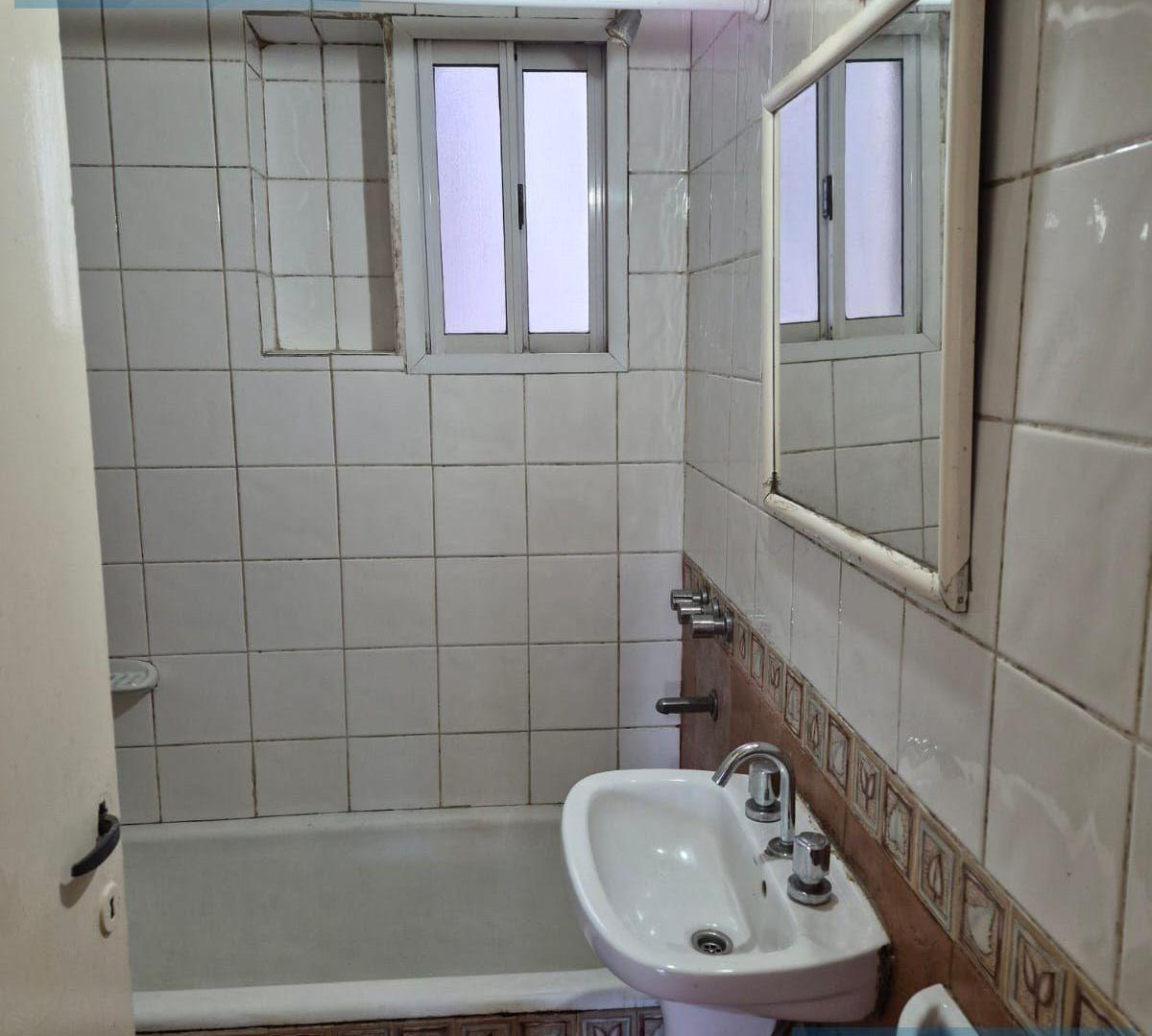 Foto de VENTA DEPARTAMENTO 3 AMBIENTES APTO CRÉDITO - AVELLANEDA, imagen 5