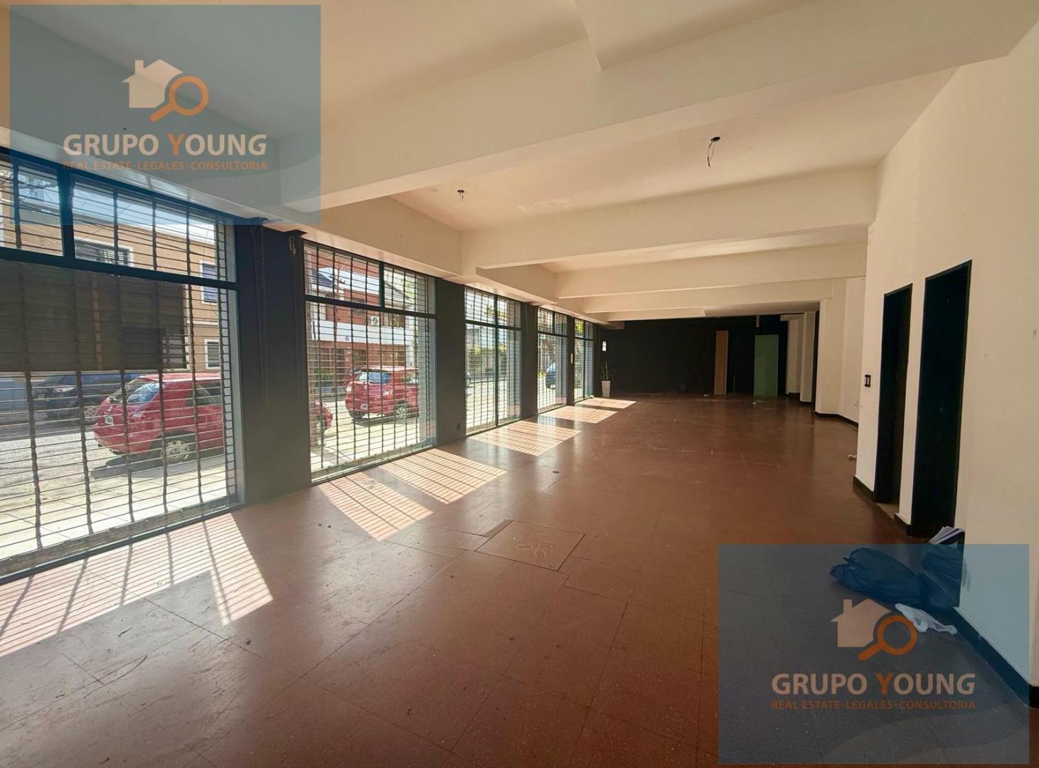 Foto de Local Comercial de grandes dimensiones en bernal, imagen 1