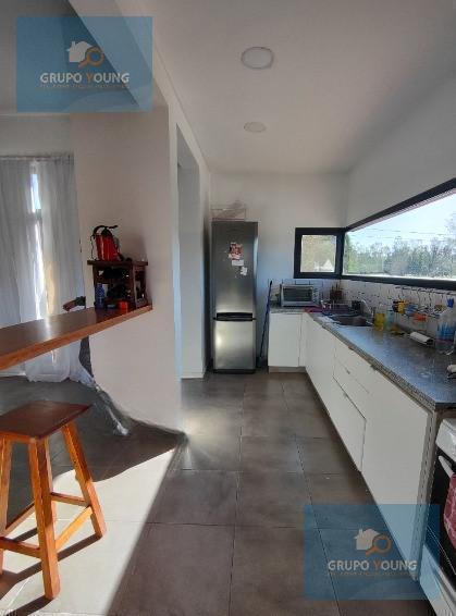 Foto de VENTA Casa con piscina barrio cerrado en Campos de Roca I, imagen 2