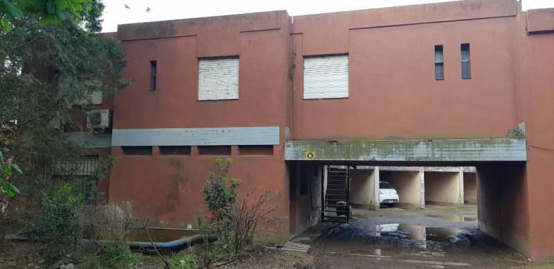 Foto de VENTA EDIFICIO COMERCIAL APTO VARIOS FINES - CAPITAN SARMIENTO SOBRE, imagen 2