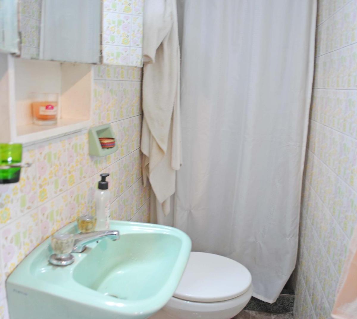 Departamento de 6 Ambientes con Mucho Potencial en Recoleta a Refaccionar. 3
