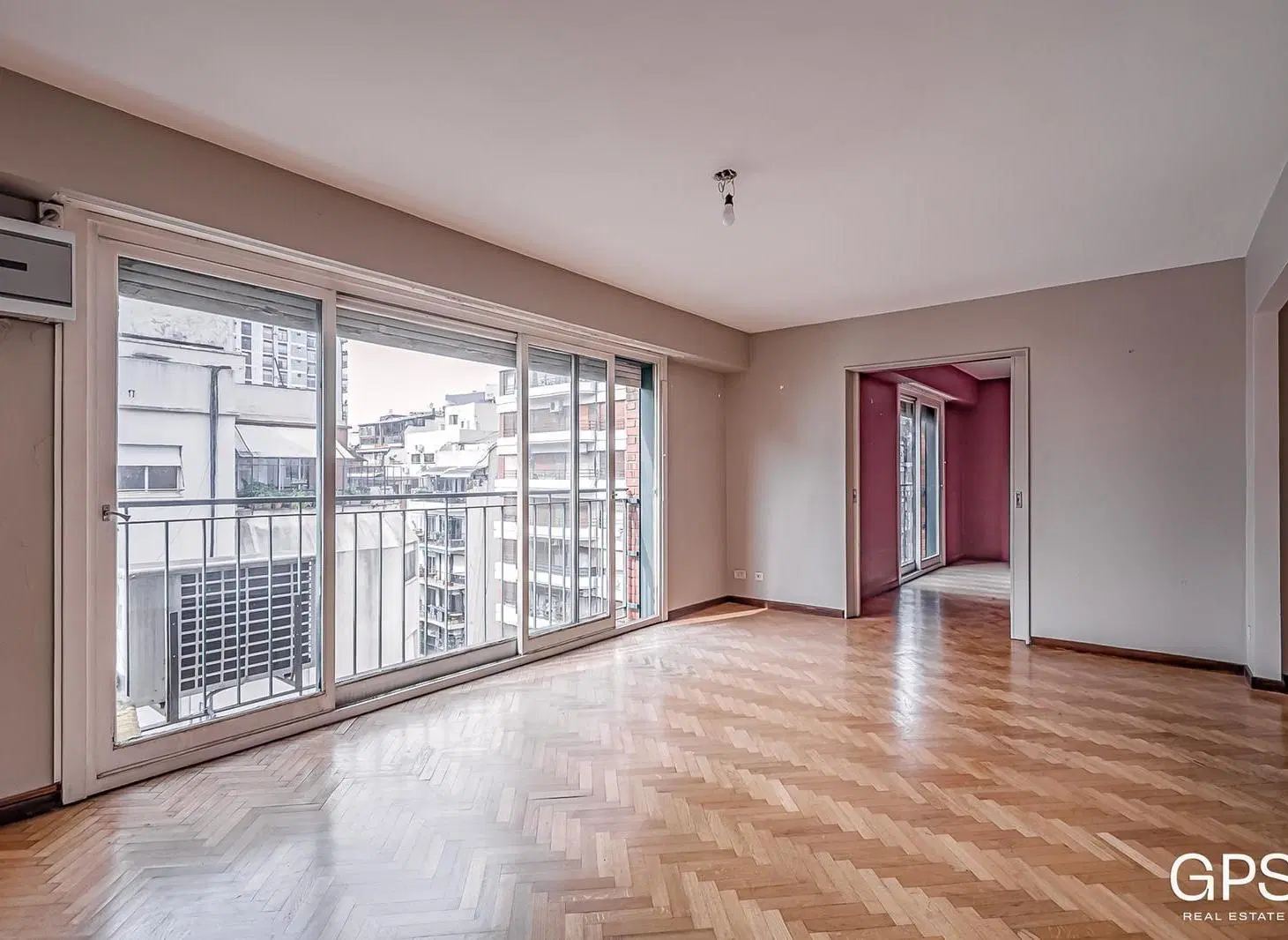 Piso Alto con cohera en Alto Palermo, 4 Dormitorios, Doble Circulación- LUZ NATURAL 2