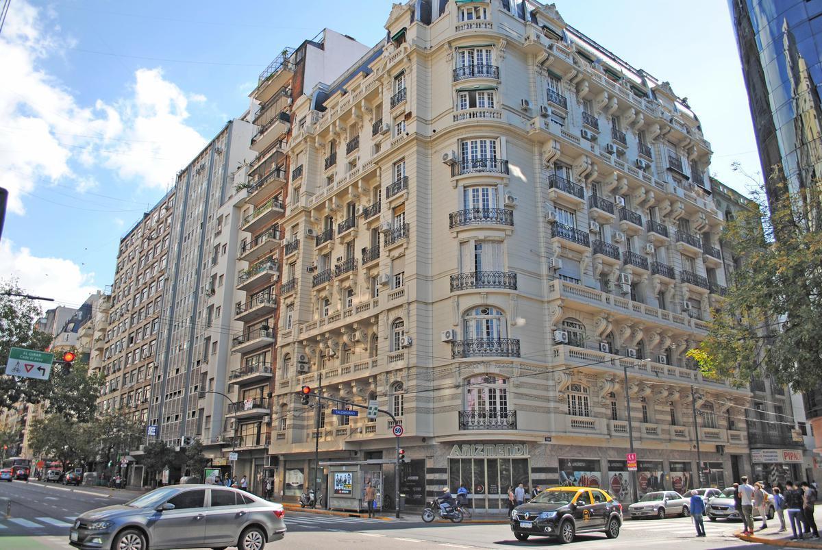 Foto de Oficina en edificio Rodrigué, Patrimonio histórico de la Ciudad, imagen 1